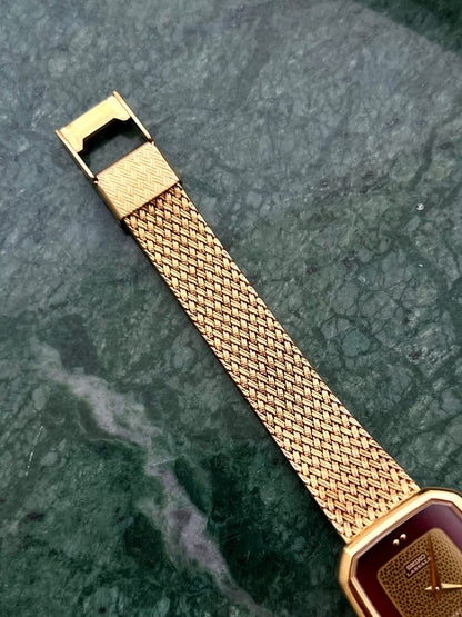 Seiko Lassale Bordeaux Gold Mesh watch — bracelet clasp