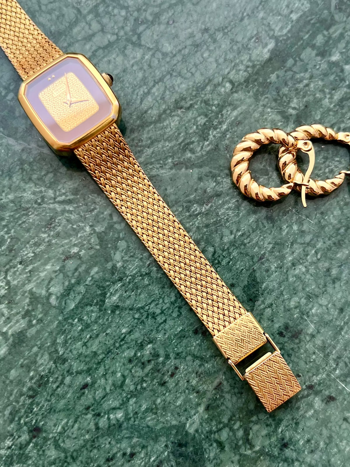 Seiko Lassale Bordeaux Gold Mesh watch — styled front