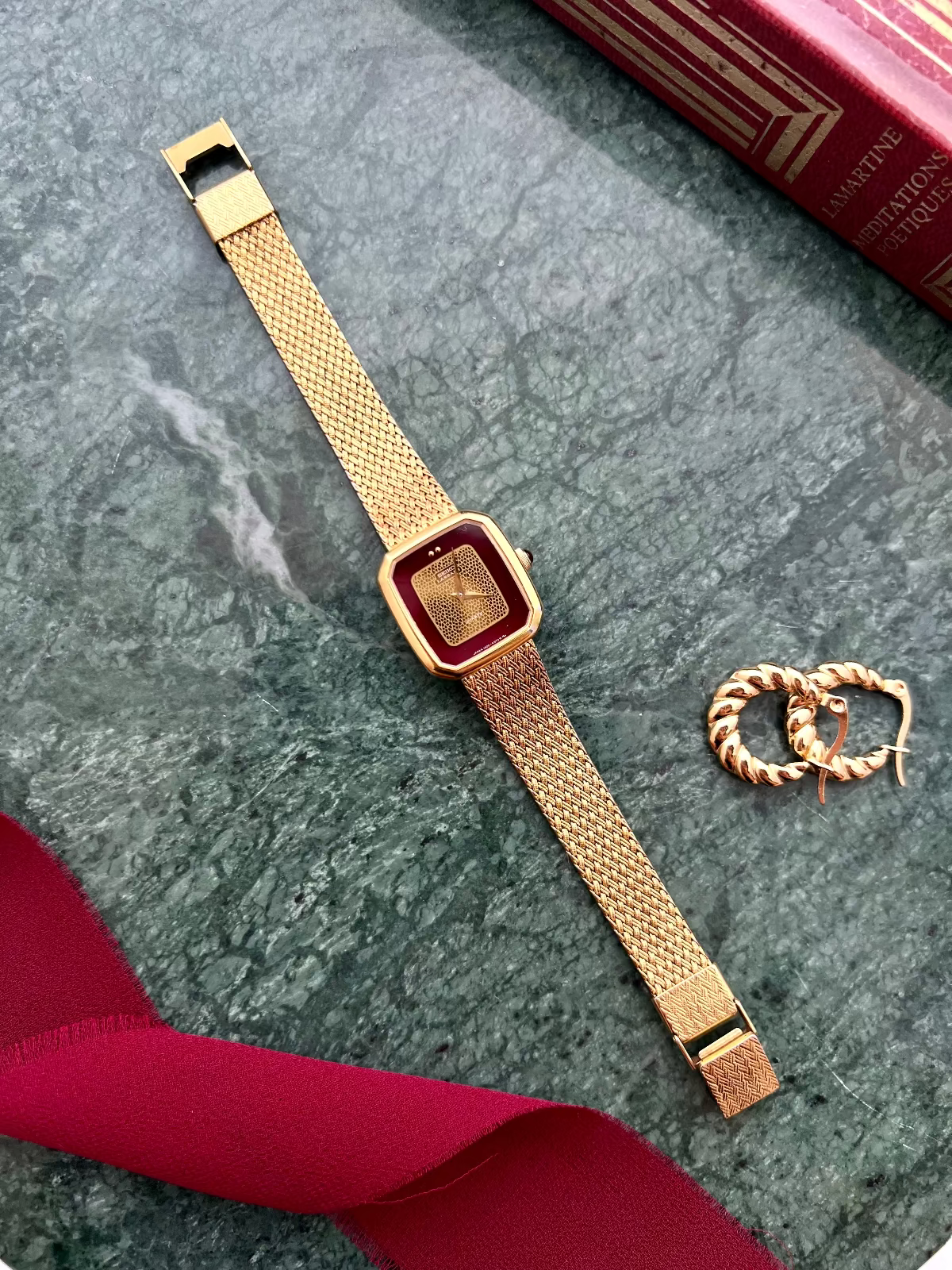 Seiko Lassale Bordeaux Gold Mesh watch — full watch flat lay