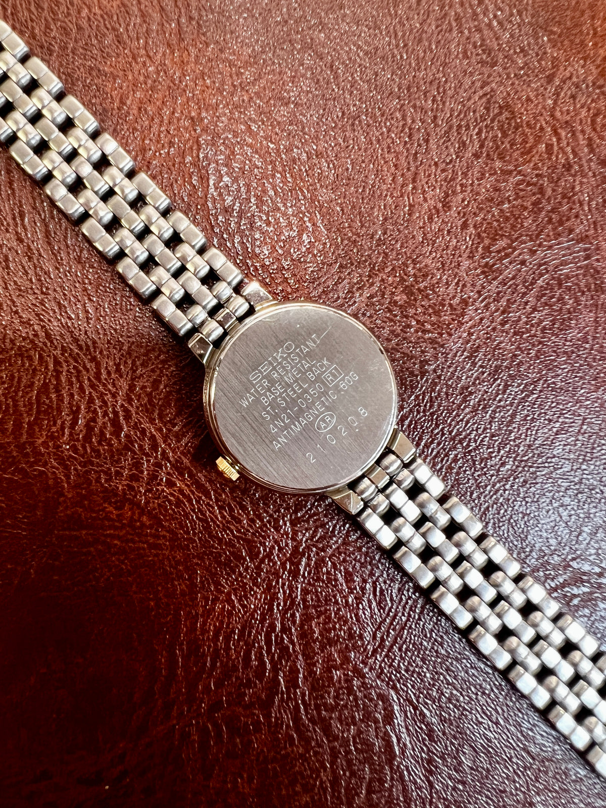 Seiko Lucent Two Tone Watch 4N21-0350, product photograph 5.