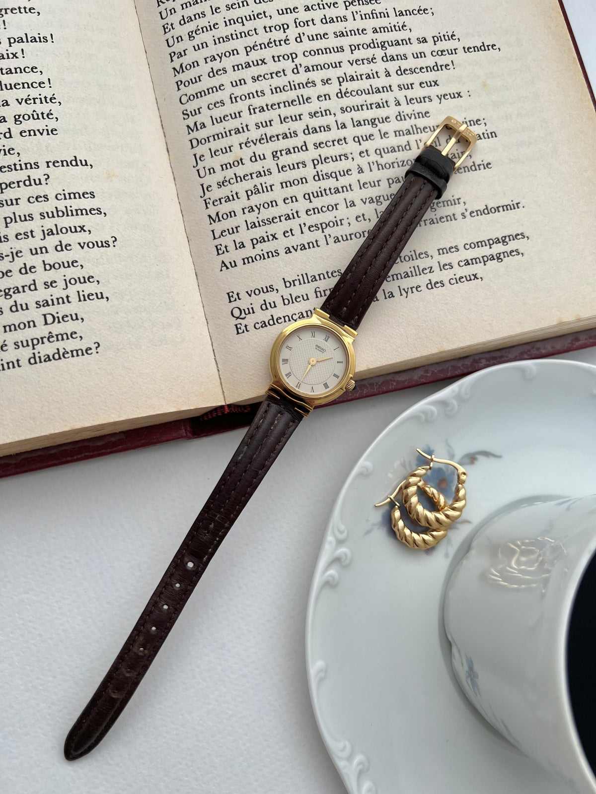 Seiko Gold Toned Sculpted Woman's Watch, product photograph 6.