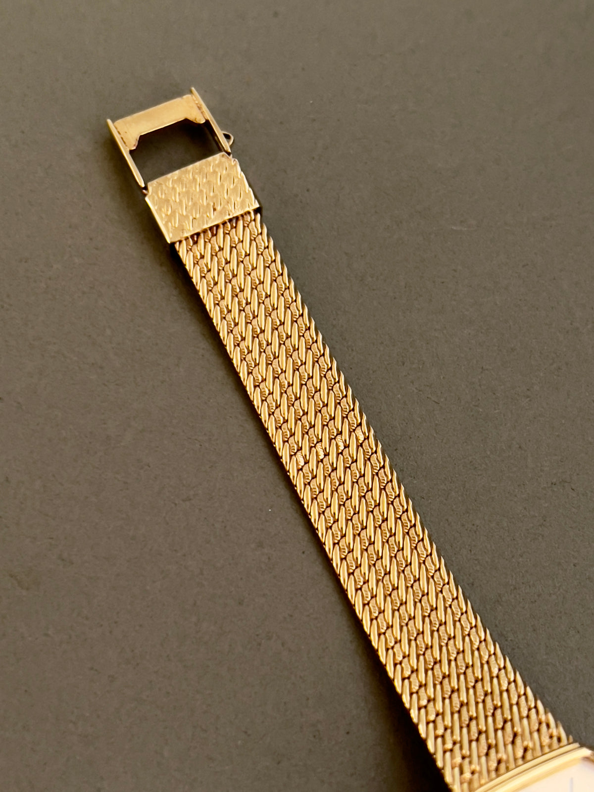 Seiko Octo Gold Toned Woman's Watch, bracelet detail of a vintage women's watch at Gilded Hour.