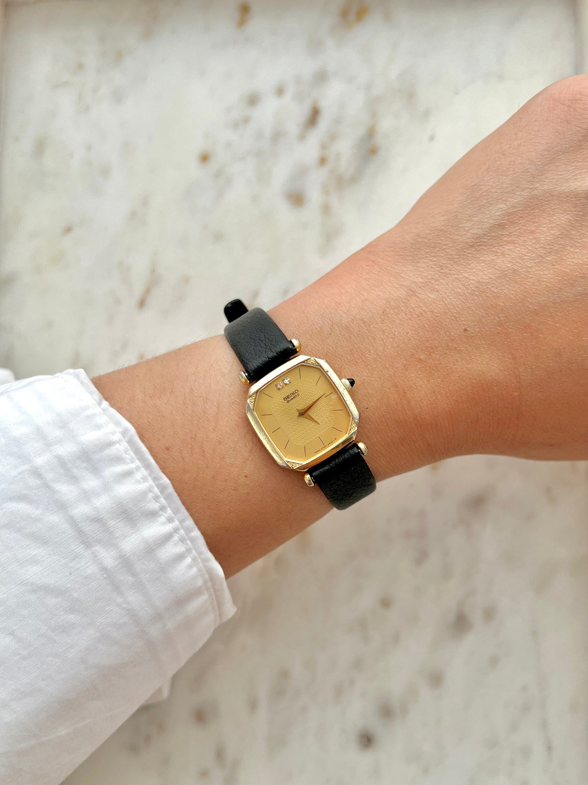 Seiko Octo Gold Tone Women's Watch, product view 2.