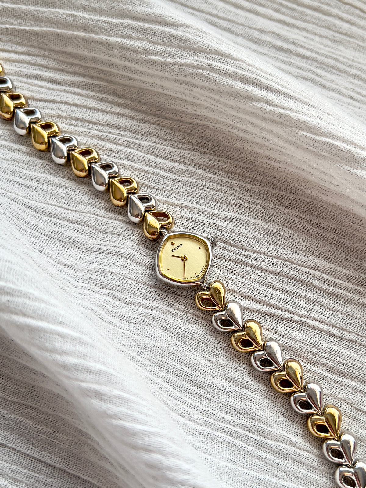 Seiko Tissé Two Tone Heart Bracelet Women's Watch — product photograph 5