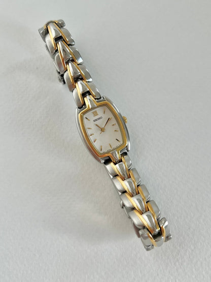 Seiko two-tone tonneau ladies watch, case profile.
