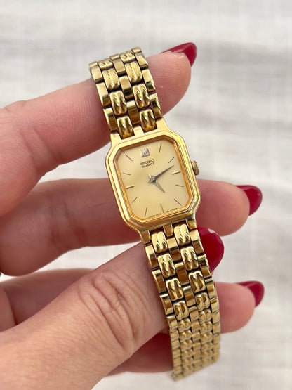 Seiko Gold Tone Tank Link Bracelet Women's Watch | Product photograph 3